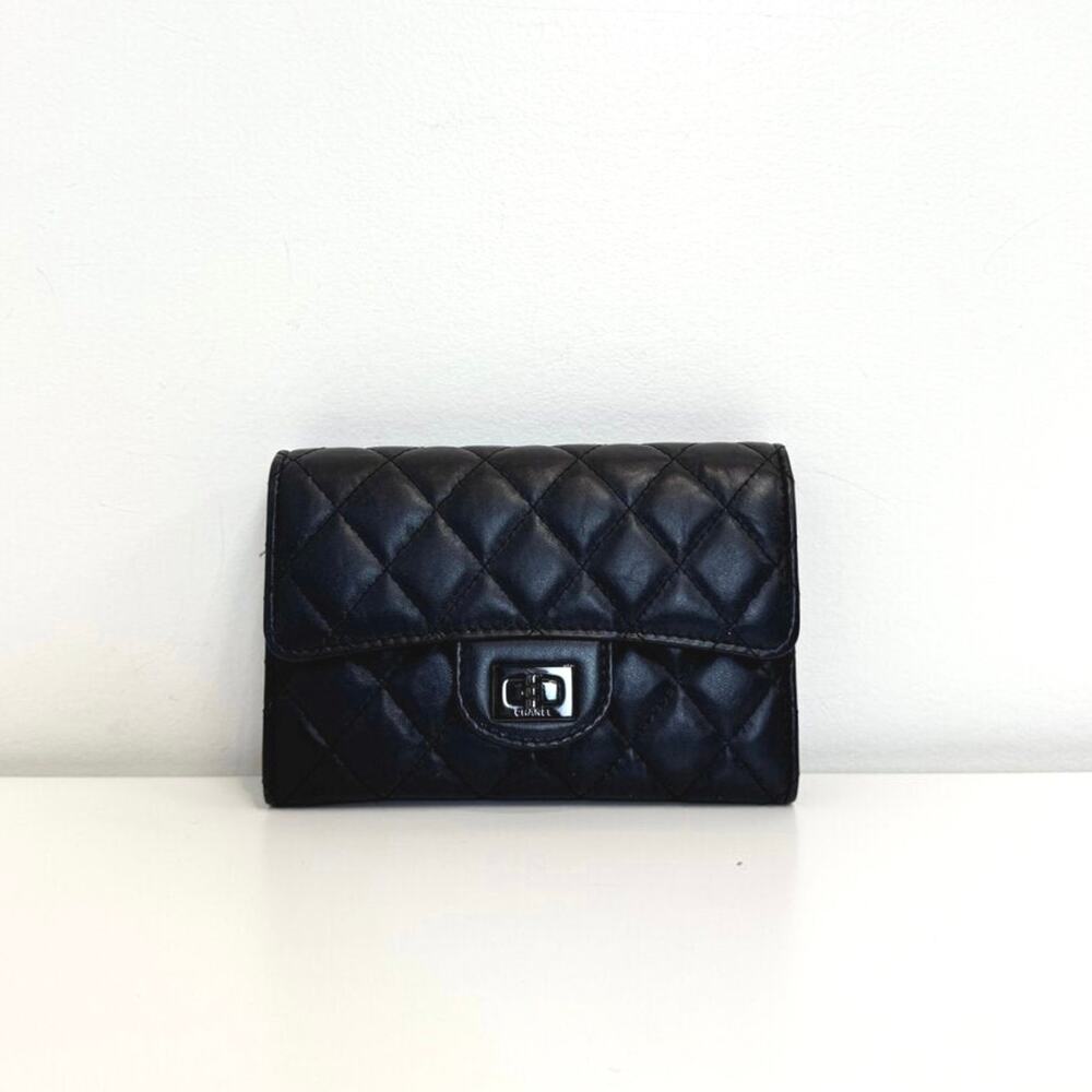 CHANEL So Black Quilted Lambskin Reissue Compact Flap Wallet Continental 2.55